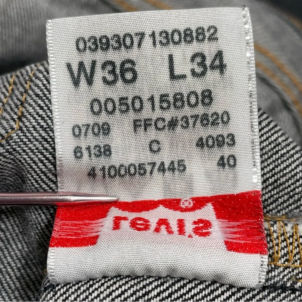Men’s Levi’s 501 Straight Leg Button Fly 2009 Size 36x34 Gray/Black